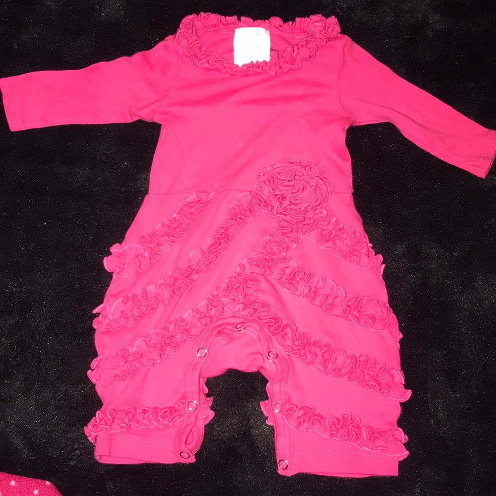 Lemon loves layette Outfit